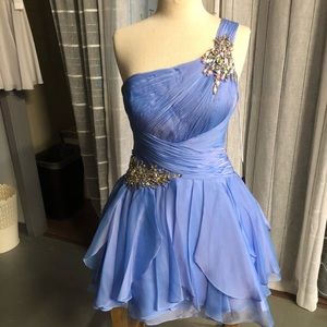 Lilac Short Homecoming or Prom Dress by GLS size Medium